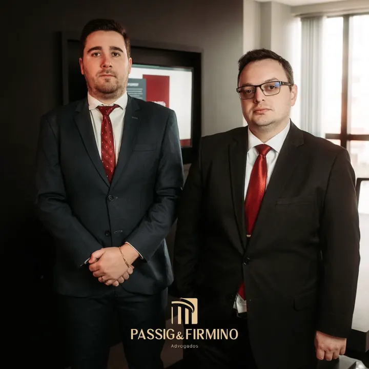 Advogados do escritório Passig & Firmino